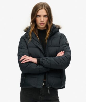 Chaqueta corta de capa intermedia Hooded