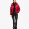 Chaqueta corta de capa intermedia Hooded