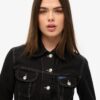 Chaqueta corta de estilo workwear