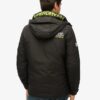 Chaqueta cortavientos con capucha para navegantes