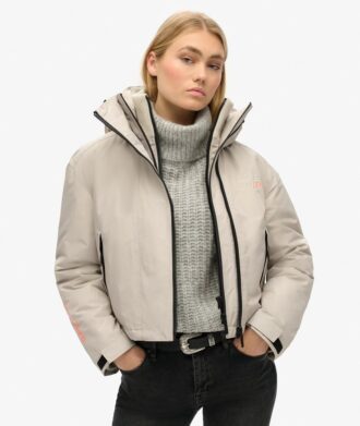 Chaqueta cortavientos Sd con capucha y bordados