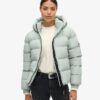 Chaqueta deportiva Puffer con capucha