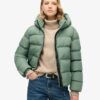 Chaqueta deportiva Puffer con capucha