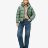 Chaqueta deportiva Puffer con capucha
