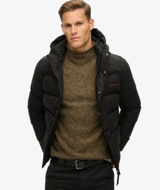 Chaqueta deportiva Puffer con capucha de microfibra