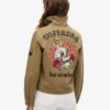 Chaqueta militar con adornos