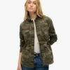 Chaqueta militar de campo bordada
