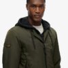 Chaqueta militar Hooded MA1 Chaqueta militar Hooded MA1