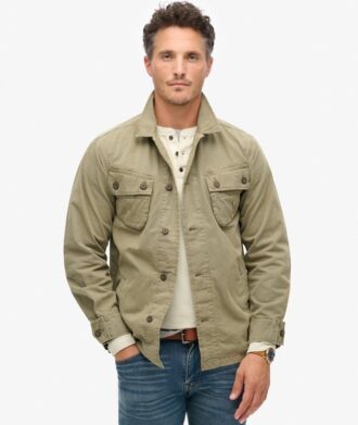 Chaqueta militar tipo overshirt