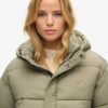 Chaqueta Puffer Cocoon de corte corto