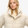 Chaqueta Puffer Cocoon de corte corto