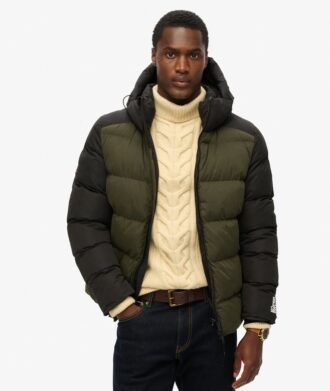 Chaqueta Puffer deportiva con capucha y bloques de color