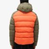 Chaqueta Puffer deportiva con capucha y bloques de color Chaqueta Puffer deportiva con capucha y bloques de color
