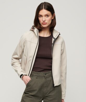 Chaqueta Soft Shell Trekker con capucha