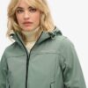 Chaqueta Soft Shell Trekker con capucha