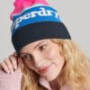 Gorro Essential Logo