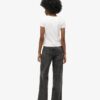 Jeans de talle medio y pierna ancha
