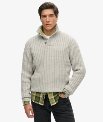 Jersey de canalé con medio abrochado