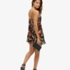 Mini vestido de playa con tirantes