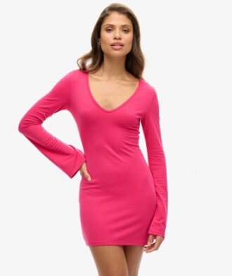 Minivestido ajustado con mangas acampanadas
