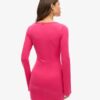 Minivestido ajustado con mangas acampanadas