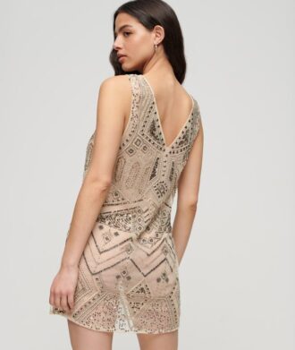 Minivestido con cuello en V y adornos