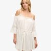 Minivestido con hombros al aire