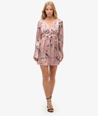 Minivestido de jacquard con mangas acampanadas