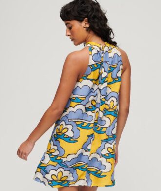 Minivestido sin mangas de cuello alto