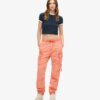 Pantalones cargo de talle bajo