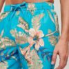 Pantalones cortos de 43 cm con estampado hawaiano reciclado