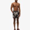Pantalones cortos de 43 cm con estampado hawaiano reciclado