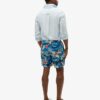 Pantalones cortos de 43 cm con estampado hawaiano reciclado