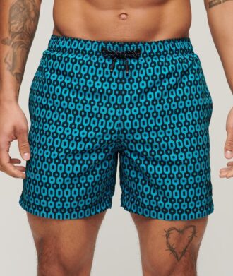 Pantalones cortos estampados de 15 pulgadas fabricados con materiales reciclados