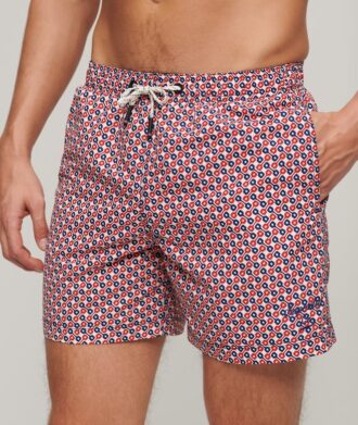 Pantalones cortos estampados de 15 pulgadas fabricados con materiales reciclados