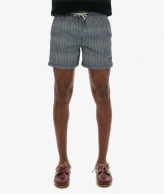 Pantalones cortos estampados de 15 pulgadas fabricados con materiales reciclados