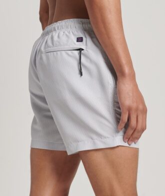 Pantalones cortos reciclados