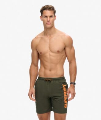 Pantalones cortos reciclados Sport Graphic de 17 pulgadas