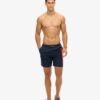 Pantalones cortos reciclados Sport Graphic de 17 pulgadas