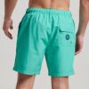 Pantalones cortos tipo polo reciclados