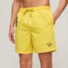 Pantalones cortos tipo polo reciclados de 17 pulgadas