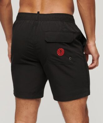 Pantalones cortos tipo polo reciclados de 17 pulgadas