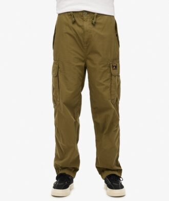 Pantalones holgados tipo paracaídas