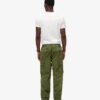 Pantalones holgados tipo paracaídas