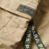 Pantalones holgados tipo paracaídas