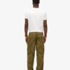 Pantalones holgados tipo paracaídas