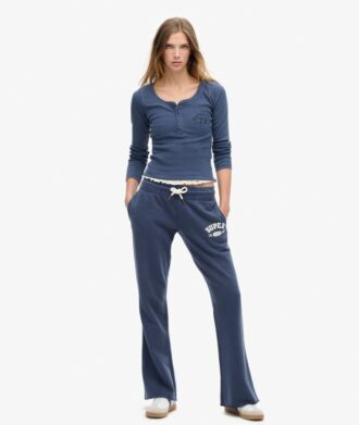 Pantalones jogger acampanados de talle bajo Athletic Essentials