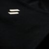 Parte de arriba deportiva con logotipo