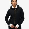 Sudadera con capucha y cremallera con el logotipo Essential