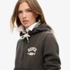 Sudadera con capucha y cremallera corta y holgada Athletic Essentials